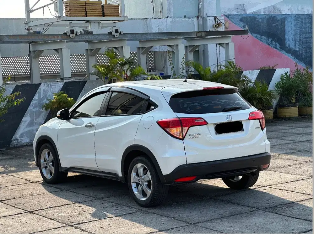 Tdp 5jt Honda HRV E cvt matic at 2015 Bensin