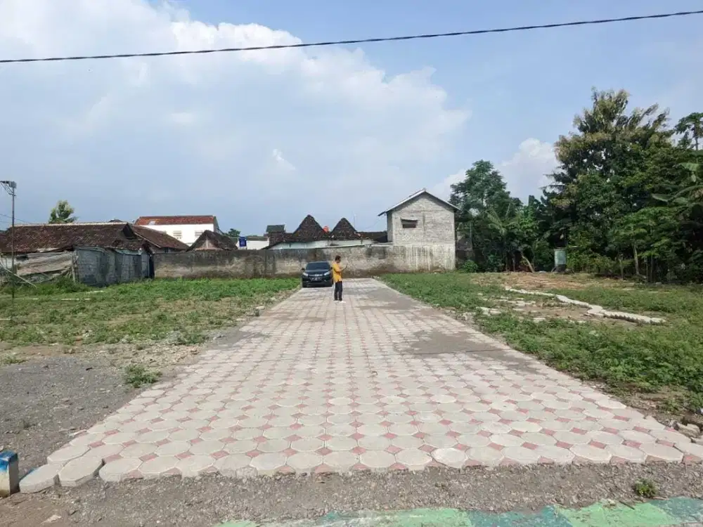 10 Menit Ambarukmo Plaza Jogja, Tanah SHM Pekarangan di Jl Berbah
