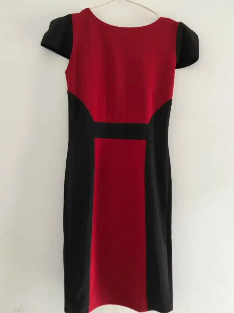 DRESS MINI CANTIK NGEPRESS BODY