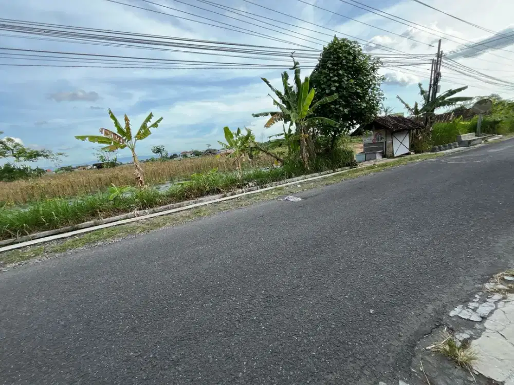 500 METER SPBU JL TAJEM JOGJA: Tanah SHM Maguwo