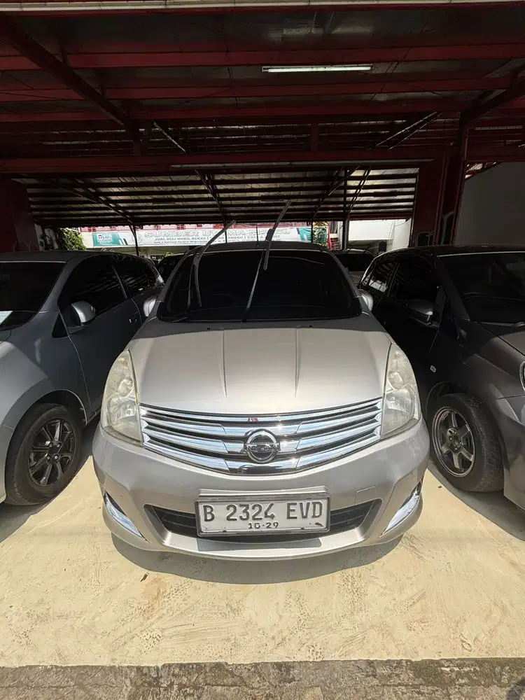 Nissan Livina 2013 Bensin
