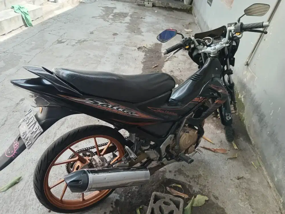 Suzuki satria 2012