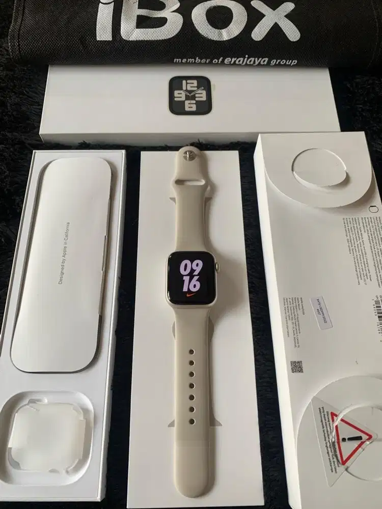 Apple Watch SE Gen 2 40mm Starlight IBOX