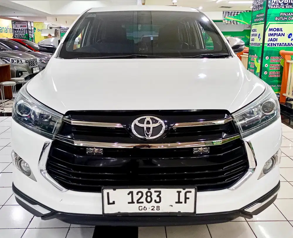 Toyota Innova Reborn Venturer 2.4 Diesel 2018 Putih Matic / AT SUPER !