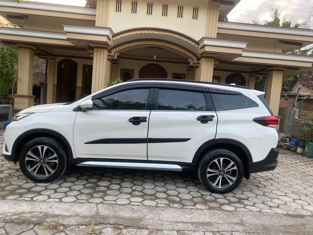 Terios R deluxe 2021