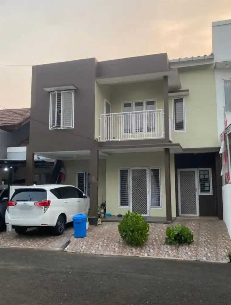 Dijual rumah 2lantai siap huni di Graha Raya Bintaro