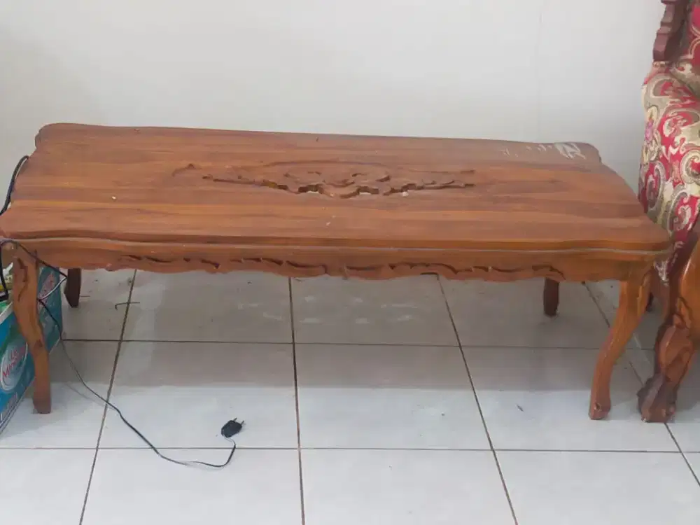 Di jual kursi jati dan meja
