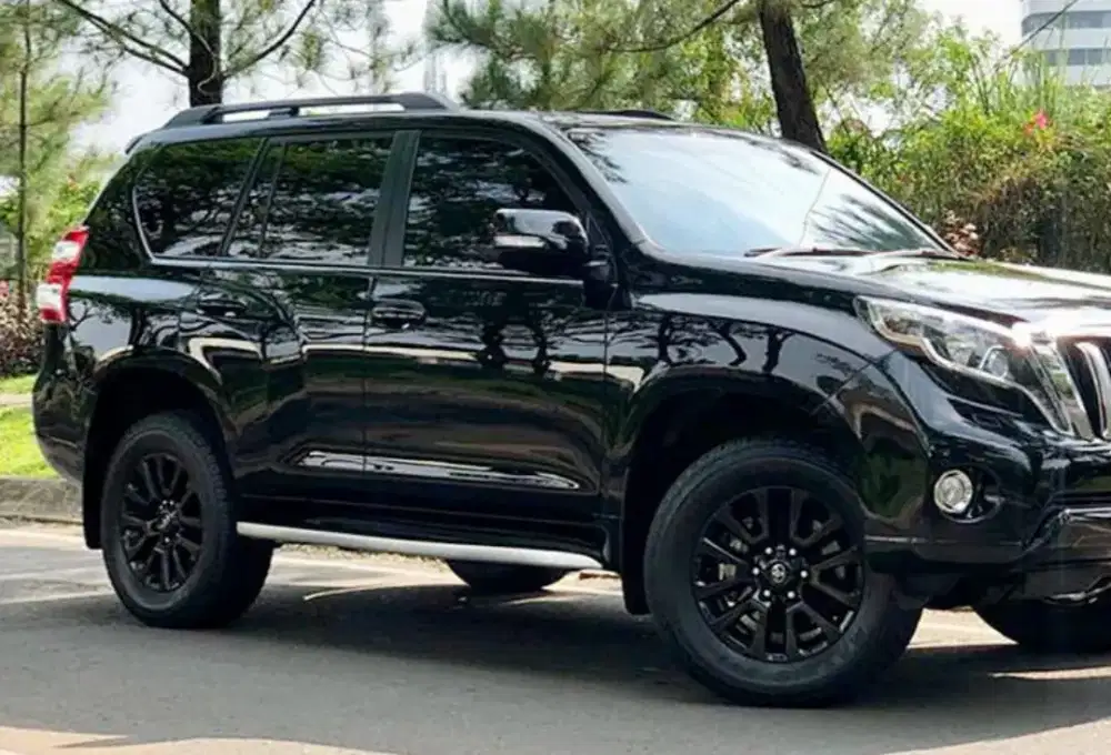 Toyota Land cruiser Prado TXL 2017 black int java brown km 77rb