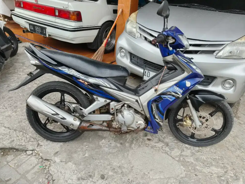 Jupiter MX kopling THN 2006 plat H Salatiga