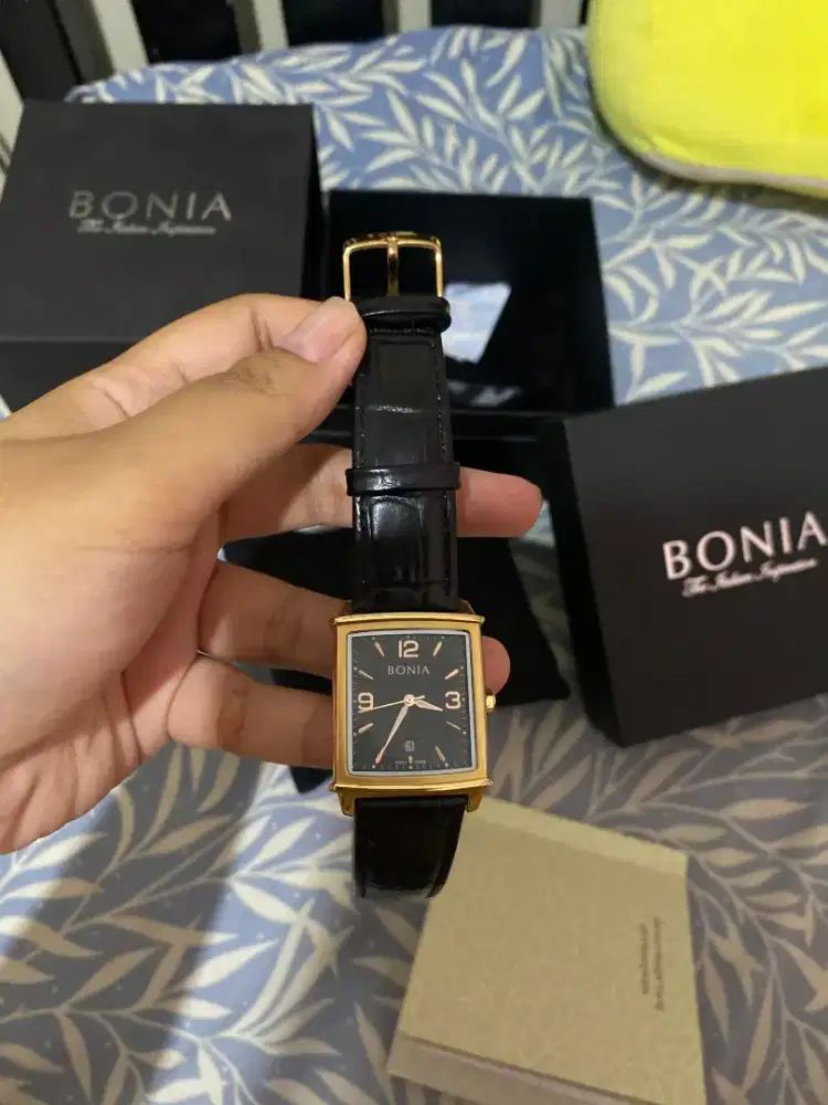 Jam Tangan Bonia Black Leather BNB-10546-1535
