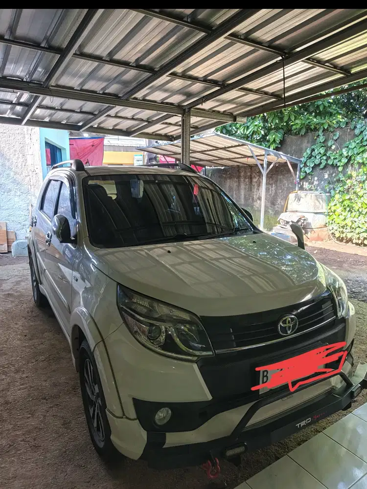 Toyota Rush 2017 Bensin