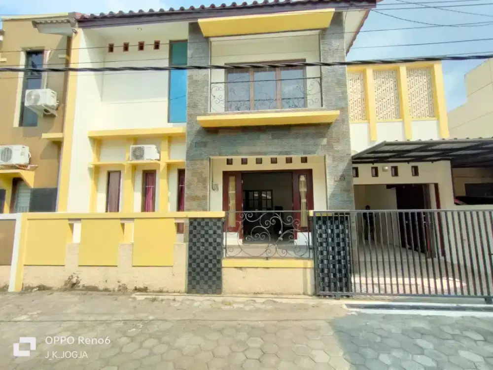 Disewakan rumah istimewa furnish area Maguwoharjo