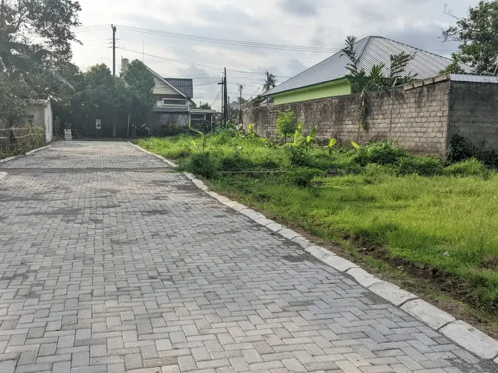Tanah Kavling Berbah Blok O Jogja, Mobil Papasan, SHM Pekarangan