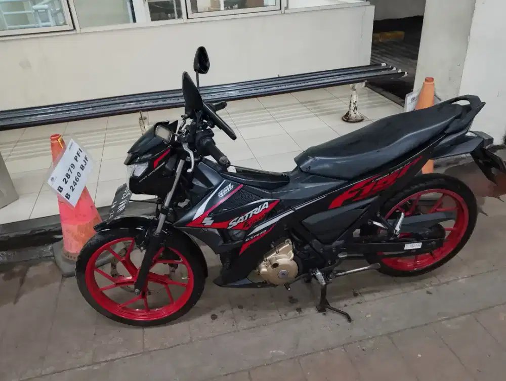 SUZUKI SATRIA FU FI 150cc Tahun 2016 Ex Cewe 11 JT Nepis