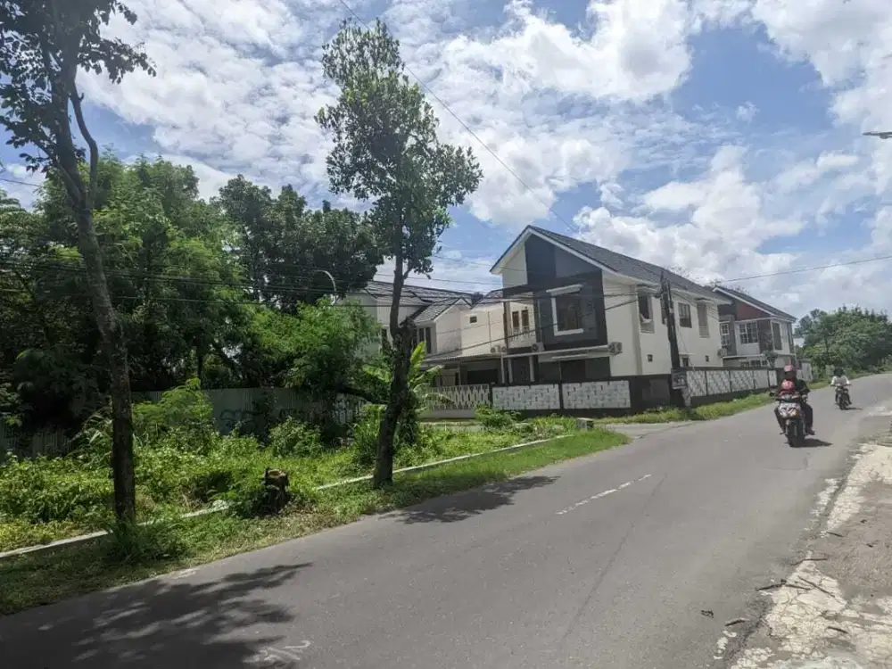 Dekat RS PDHI Purwomartani Jogja, Tanah Akses Mobil Papasan