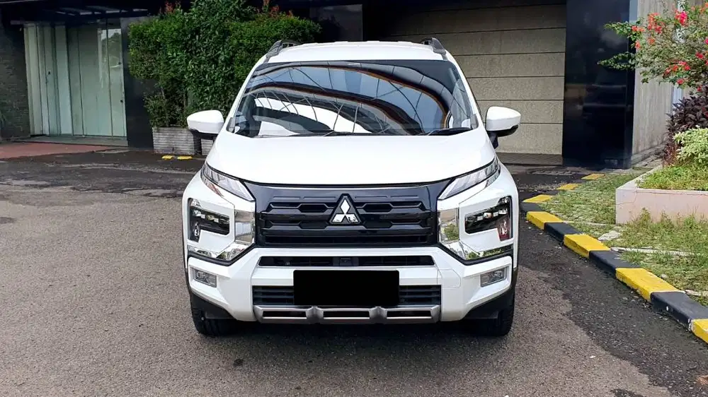 [ GARANSI 5TH ] Mitsubishi Xpander Cross Premium Plus CVT AT 2023/2024