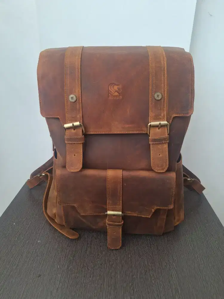 Preloved Tas Kulit Sapi Asli Backpack Brand REVEN