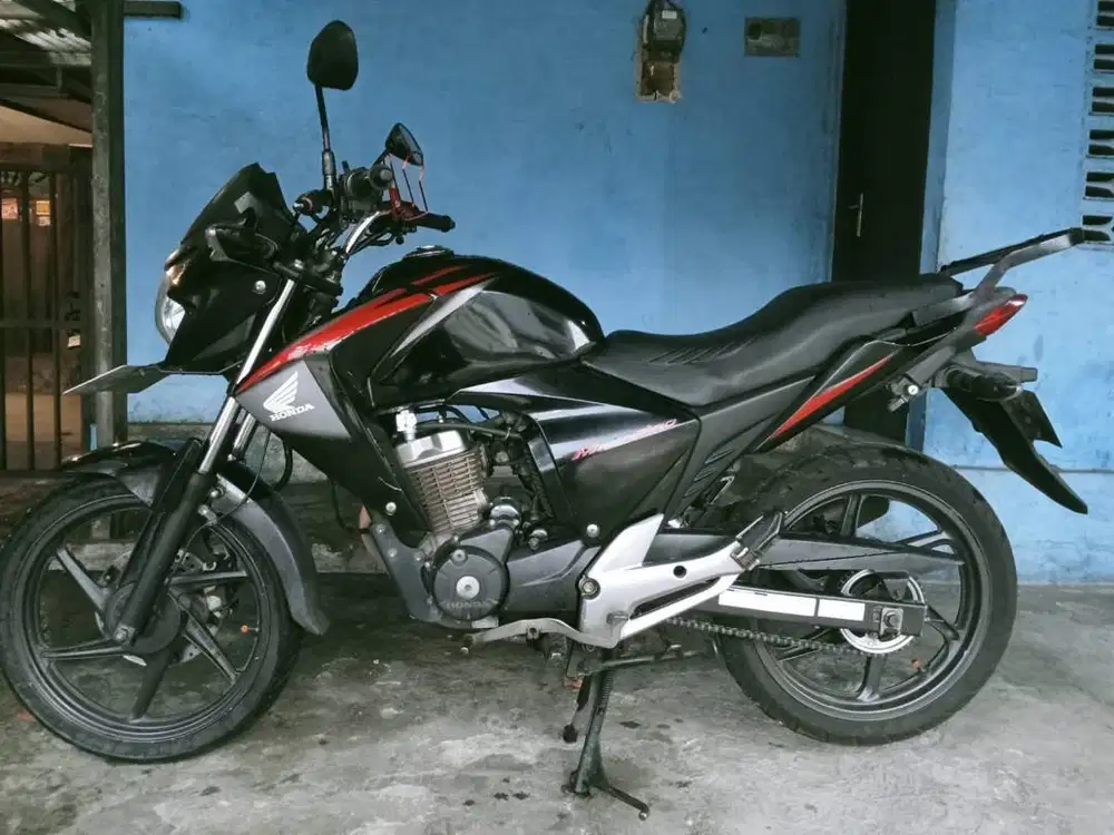 Honda New Megapro 2013, monoshock, taat pajak, cakep