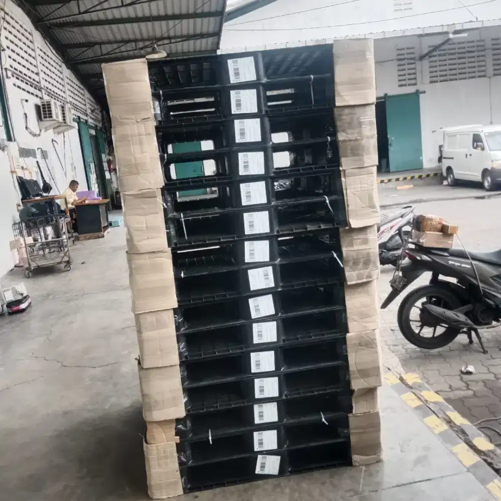 PALET PLASTIK BARU PALLET PLASTIK NEW SUPER KUAT TAHAN BERTON TON