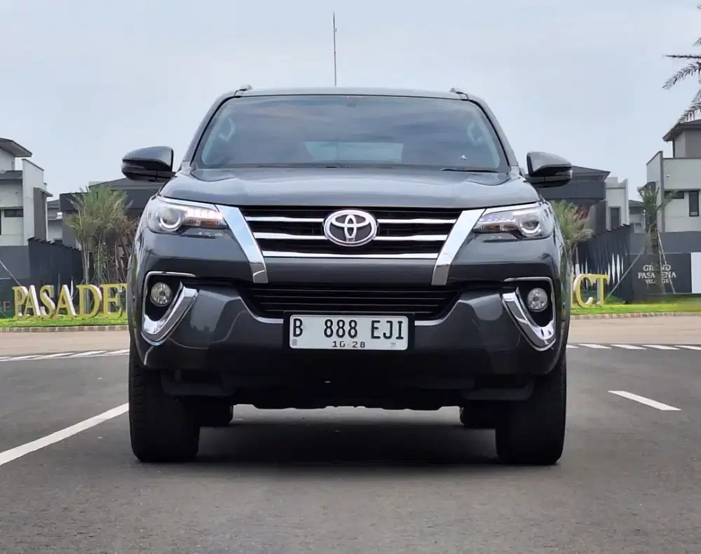 Toyota Fortuner VR-Z 2018 Matic