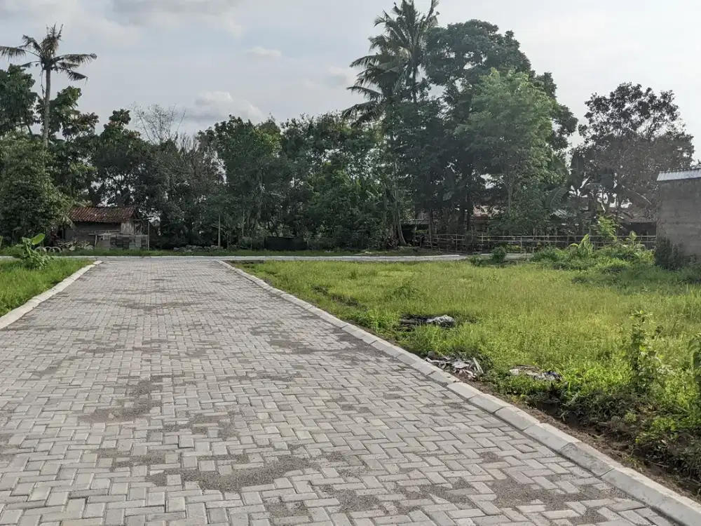 4 MENIT KAMPUS UII: Tanah Jogja di Jakal 14, Prospek Kost dan Villa