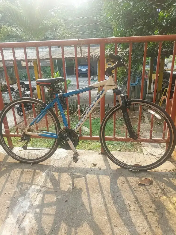 Sepeda Gunung Rock Machine