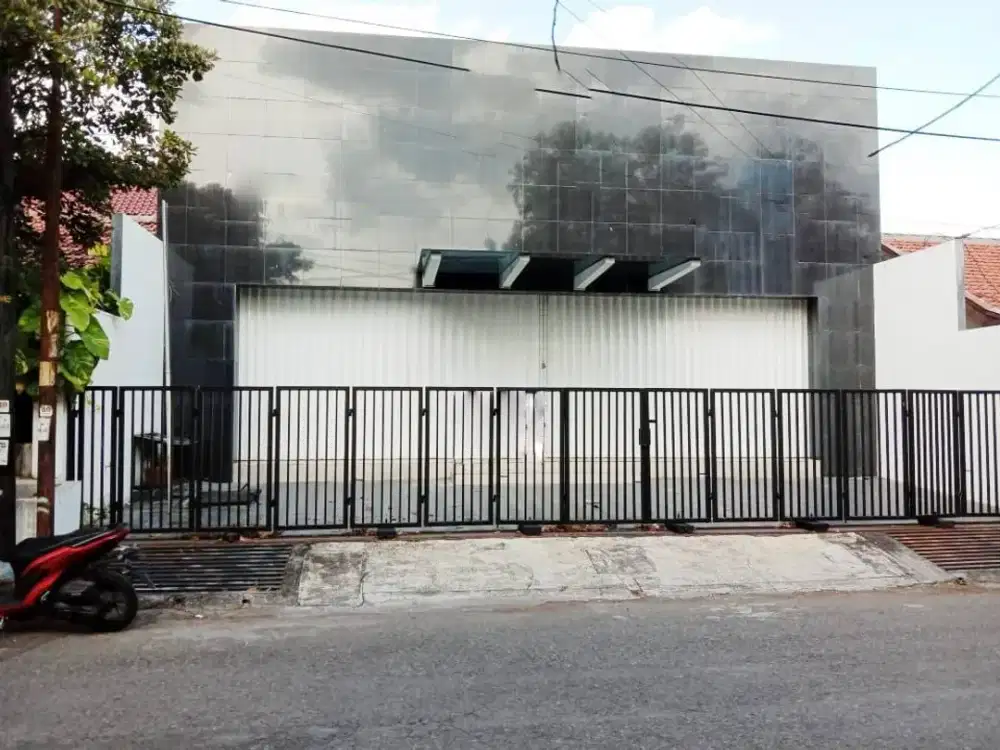 Dijual Ruko Tengah Kota Lokasi Jl. Singosari Semarang