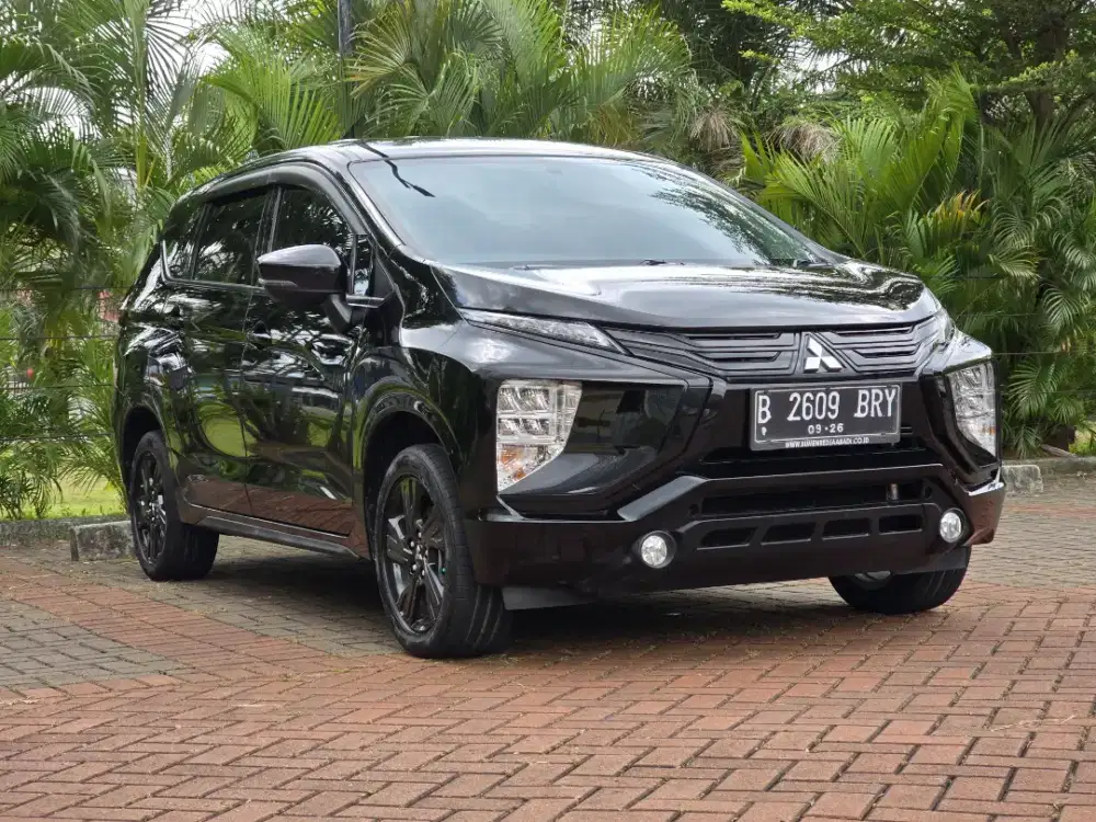 Mitsubishi Xpander Black Edition 1.5 Automatic 2021 Bensin Hitam