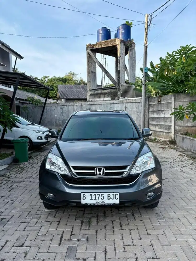 Honda Crv 2.0 At Abu Abu 2010 Mulus Rawatan Km Rendah Siap Pakai