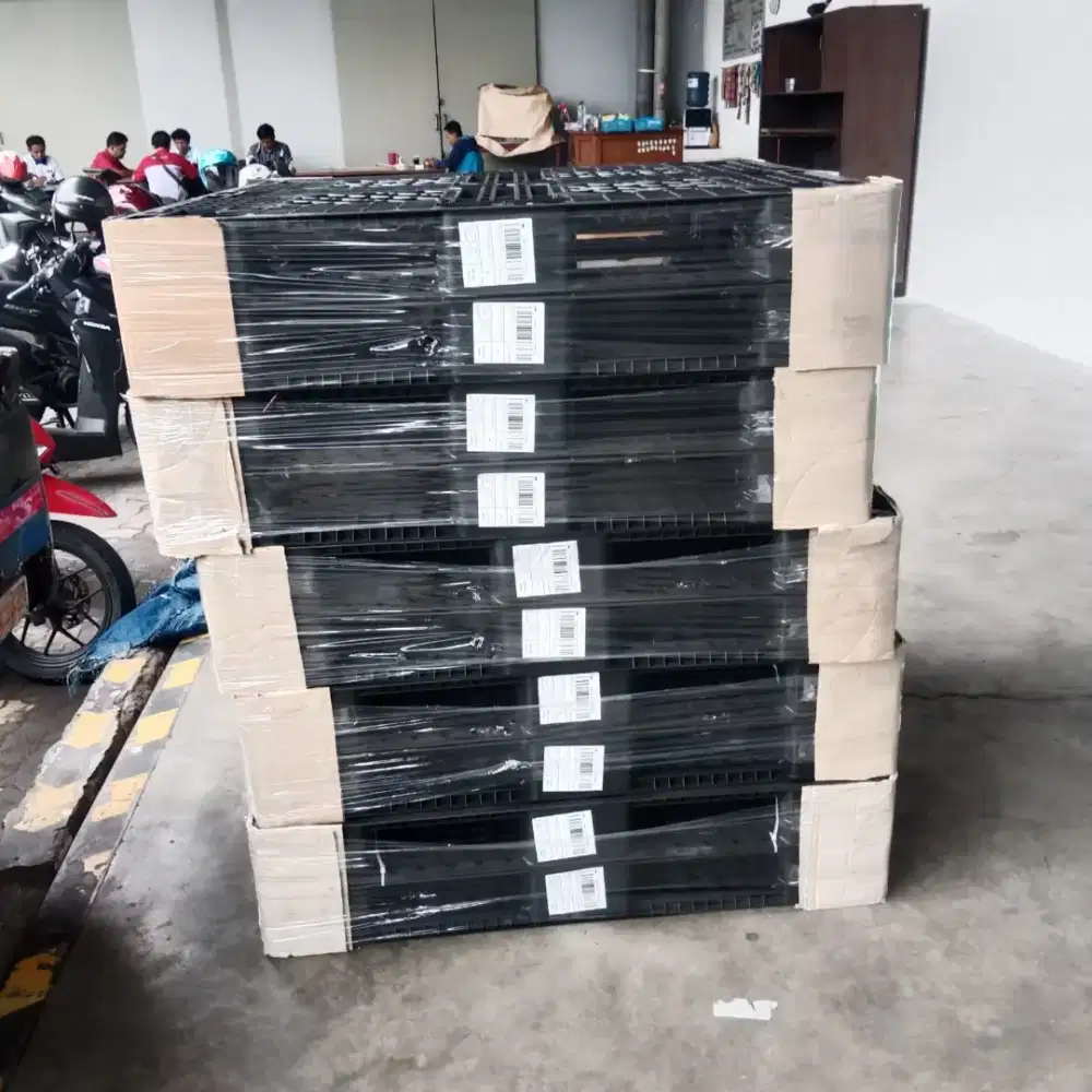 PALET PLASTIK BEKAS PALLET PLASTIK SECOND SIAP ORDER HARGA HEMAT