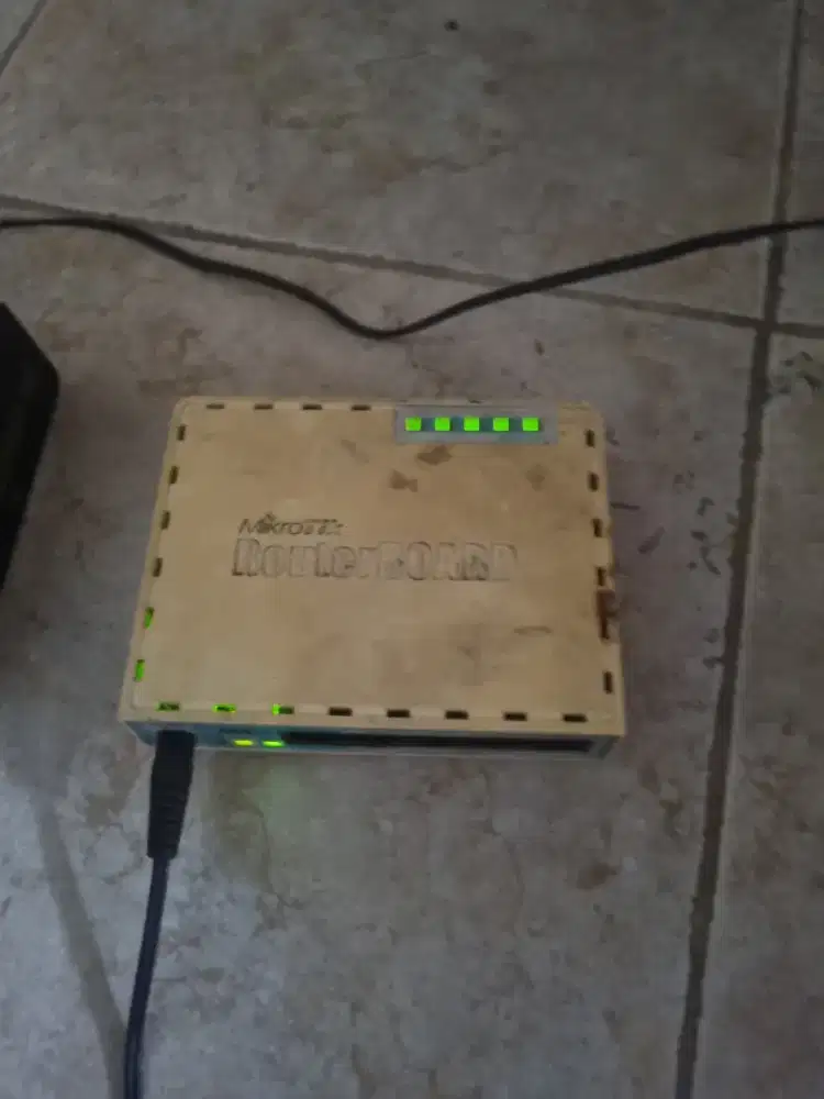 Mikrotik switch hub monitor