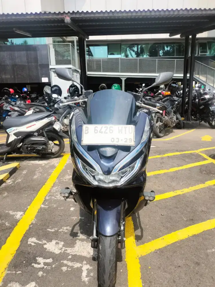 PCX Hybrid CBU Low Km