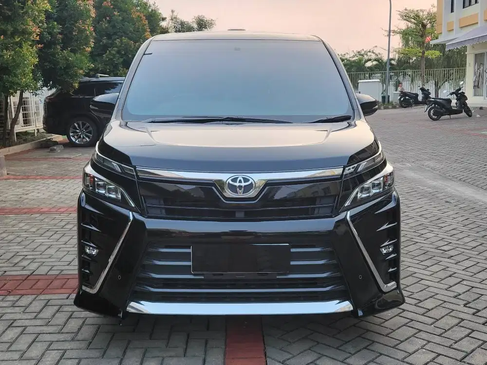 [Harga Terbaik!!] Toyota Voxy 2.0 AT NIK 2019! Hitam Matic Bensin