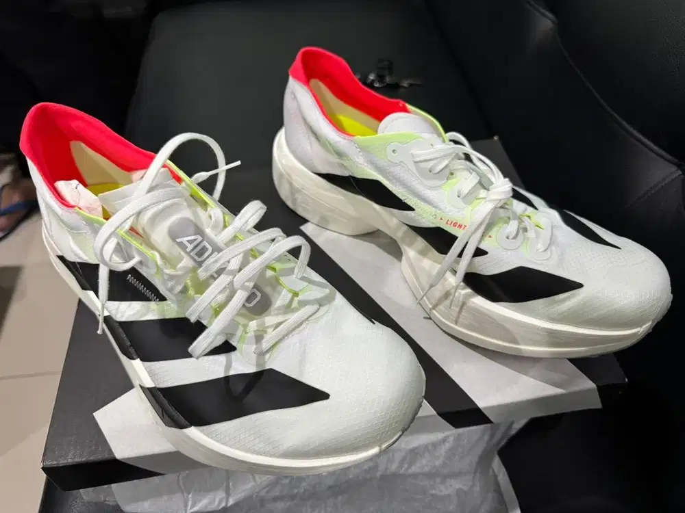 SEPATU RUNNING ADIDAS ADIZERO ADIOS PRO 4 M