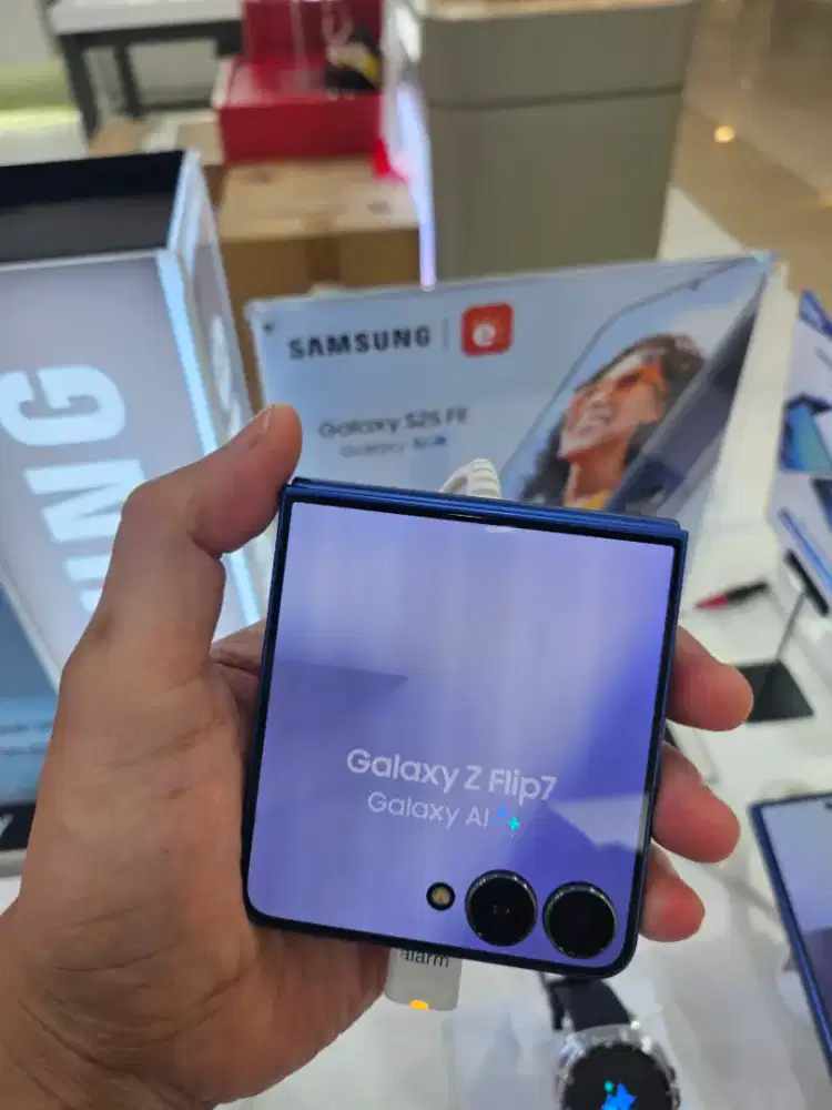NEW GALAXY FOLDABLE 7  BENEFIT 5JUTAAN FREE PROTEKSI HINGGA 2TAHUN