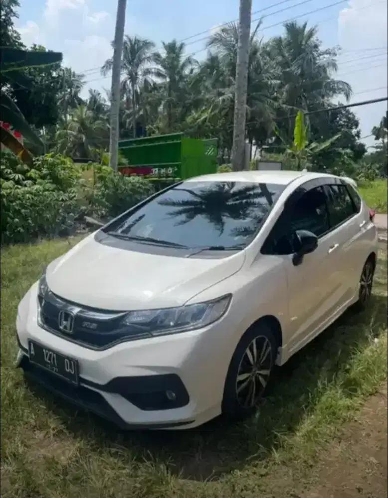 Di jual honda jazz 2018