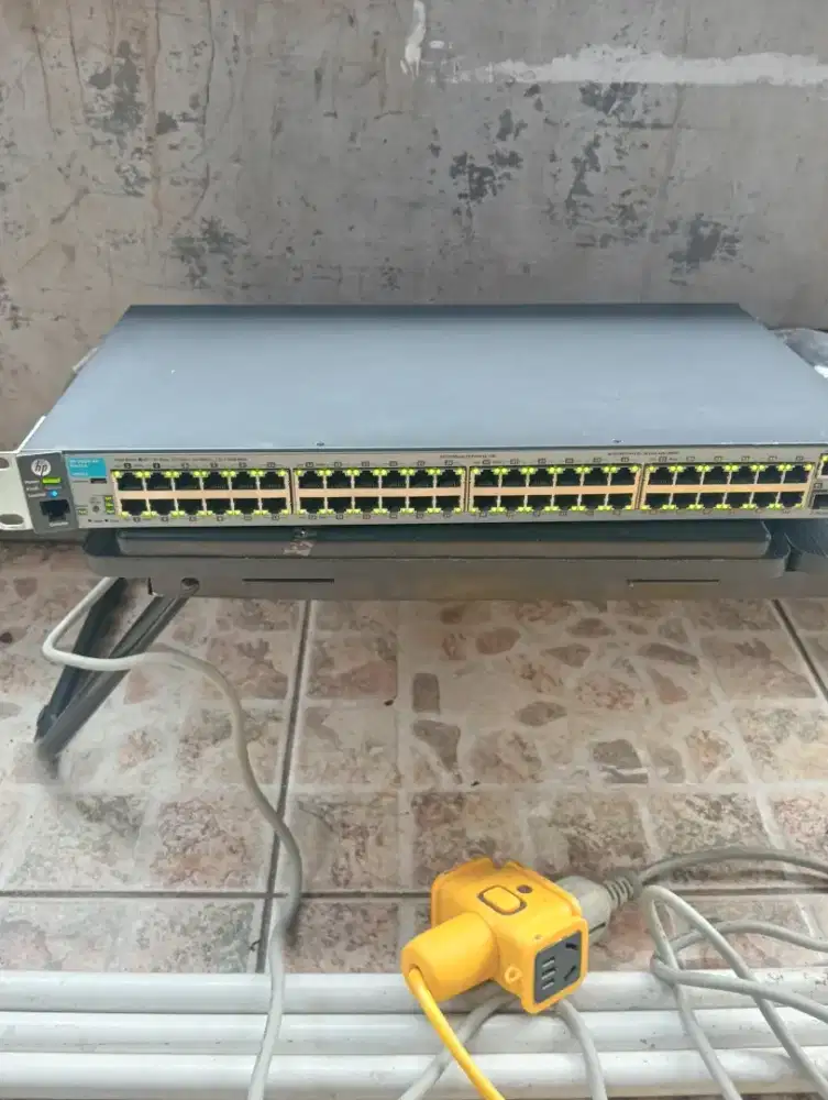 Switch hp aruba 2530-48