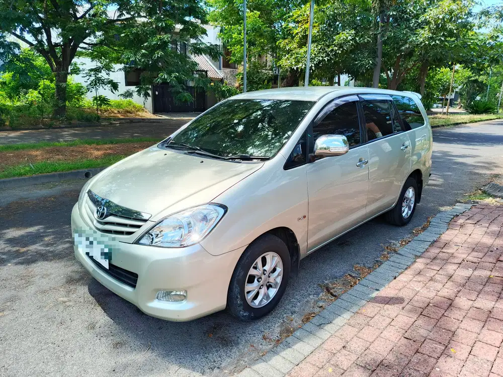 Toyota Kijang Innova 2009 Diesel