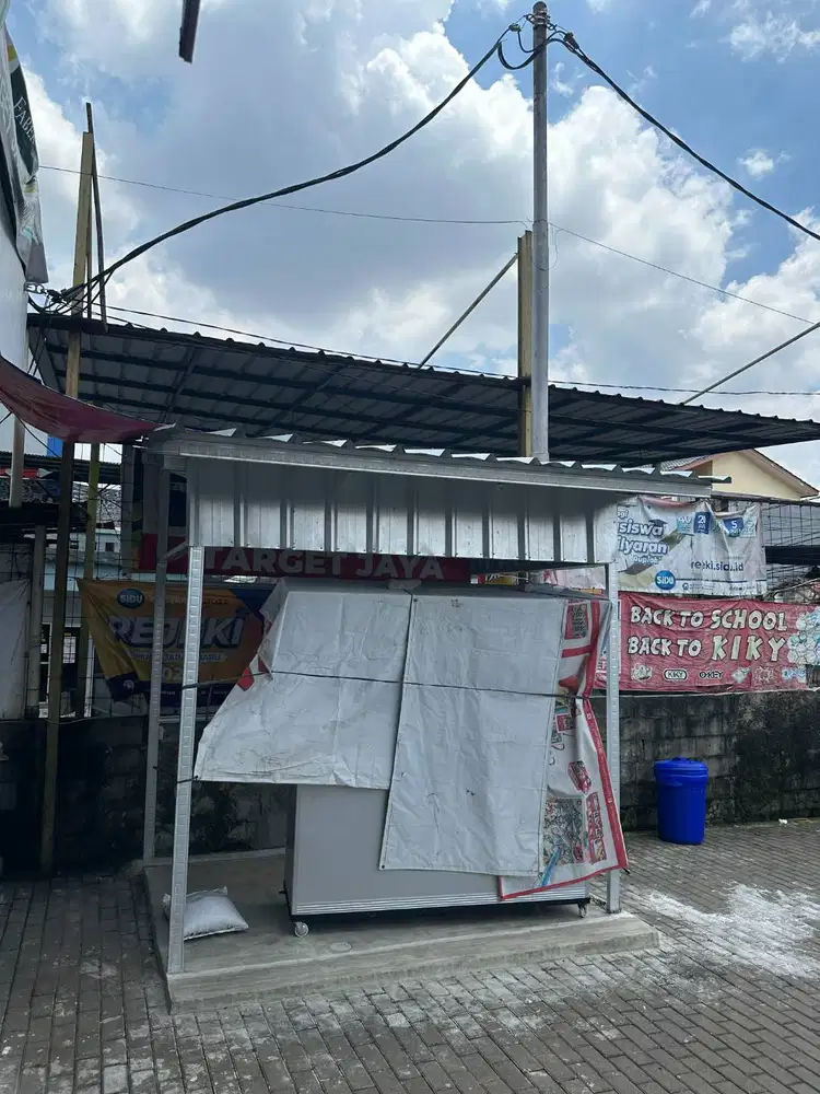 Lowongan pekerjaan untuk Jaga Kedai Makanan