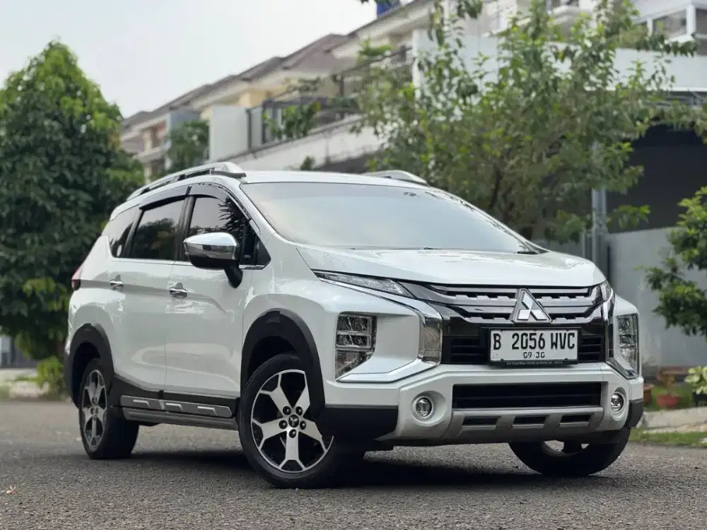 Xpander Cross Premium 2020 putih  SIAP PAKAI