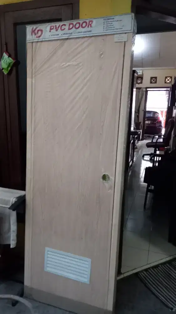 Pintu kamar mandi pvc merk KD bagus tebal