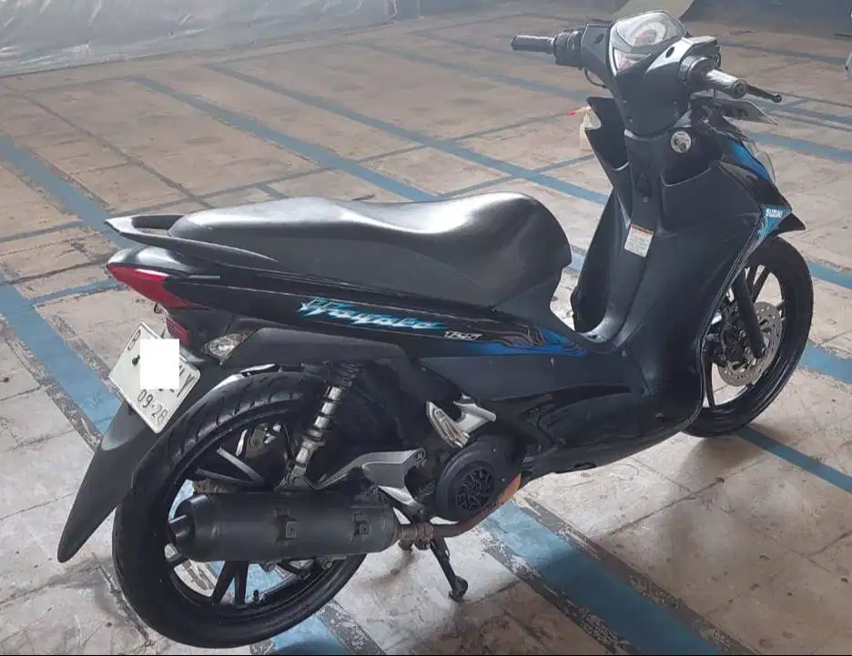 Suzuki Hayate 2013 Hitam Biru