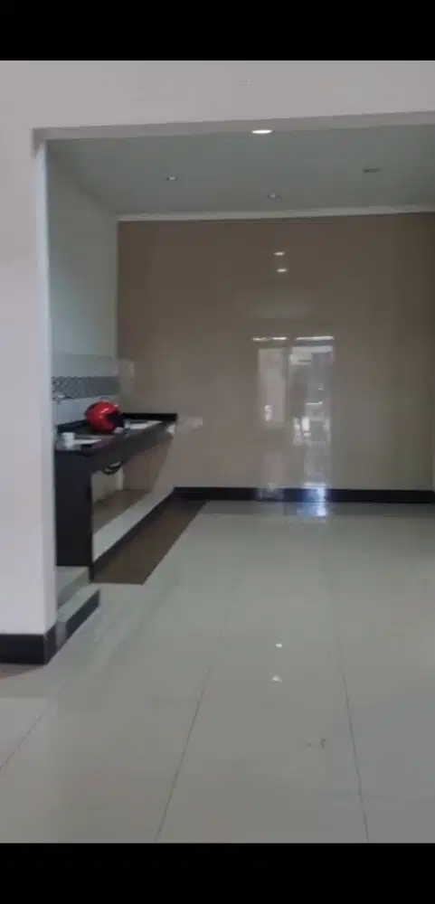 Dijual Rumah 2 Lantai Dan Siap Huni di Metland, Cakung