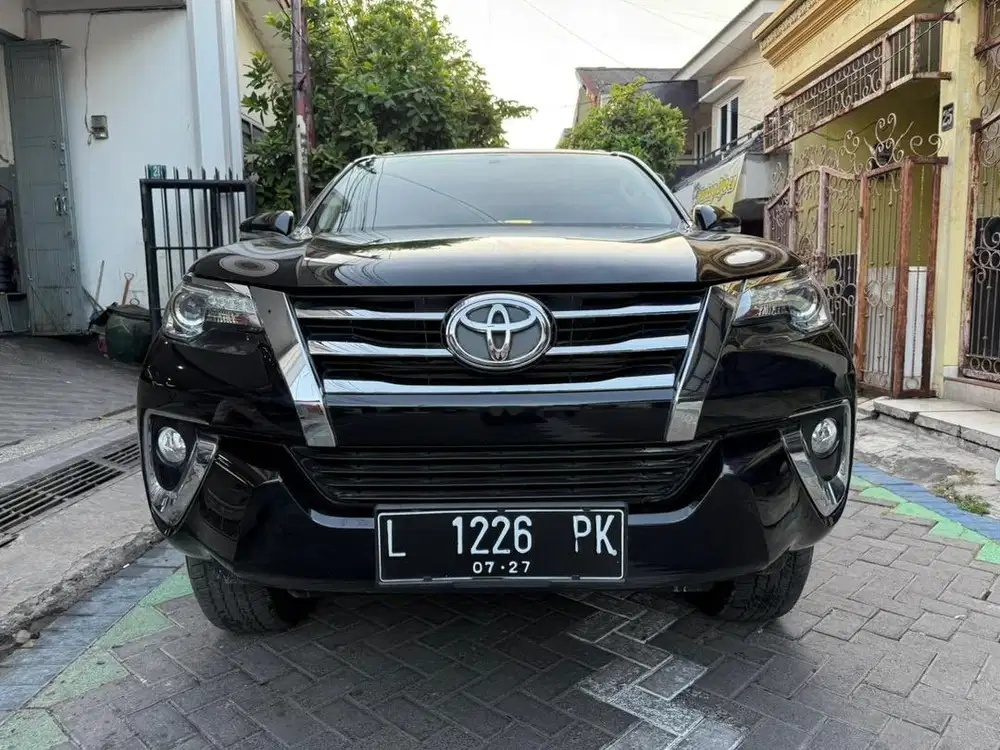 TOYOTA FORTUNER VRZ 2.4 DIESEL MATIC 2017 DP MINIM