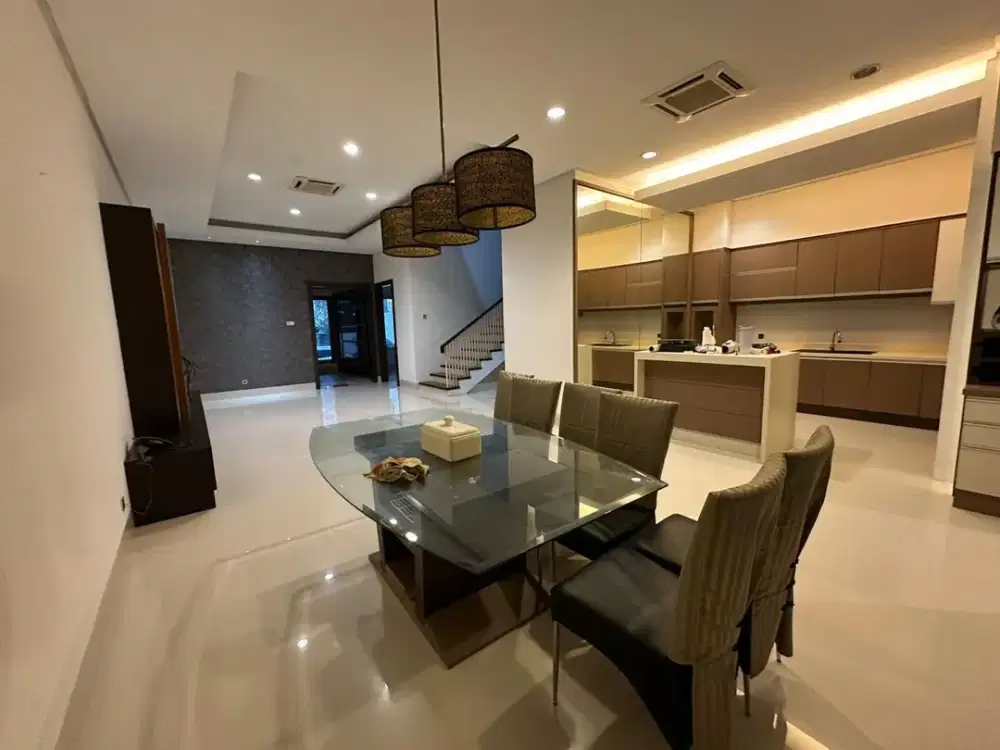 Rumah 2 Lantai Pantai Indah KAPUK PIK 1 Jalan Camar Siap Huni