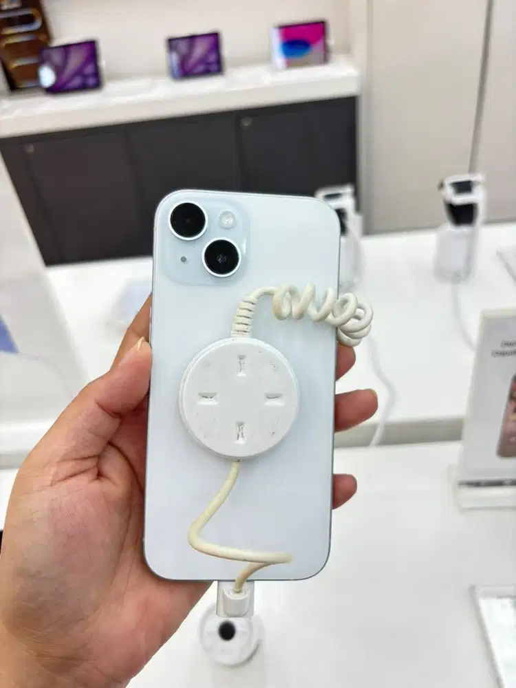 CICILAN IPHONE 15 128 Gb Promo Bunga Ringan
