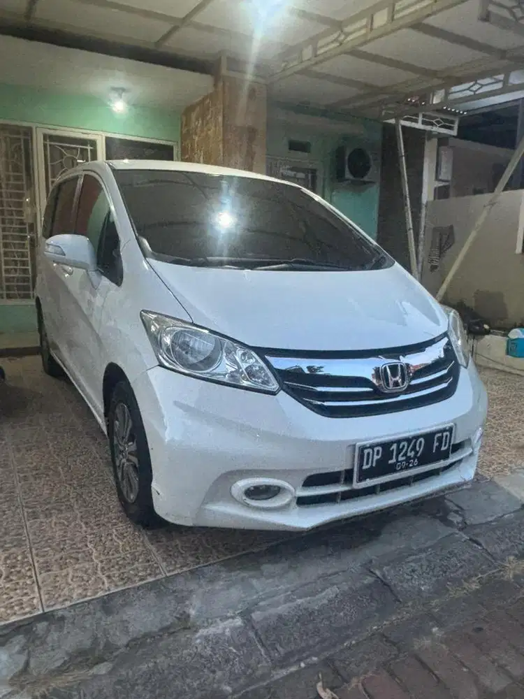 Honda Freed SD 2015