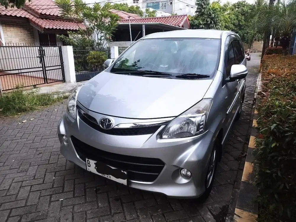 Toyota Avanza Veloz Automatic 2013 Airbag Pajak Panjang KM Low