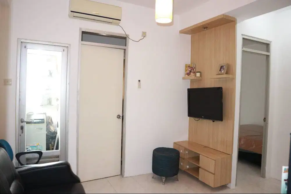 Apartment hoek/ corner Type 2 bedroom di Grand Emerald Apartment