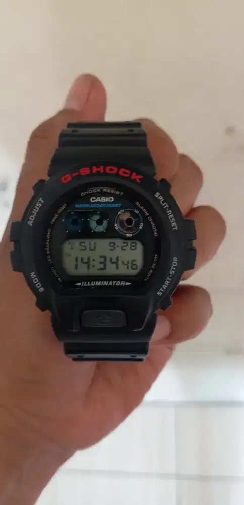 Casio Gshock DW-6900U